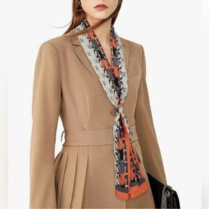 Elegant Double Sided Horse Patterned Long Scarf